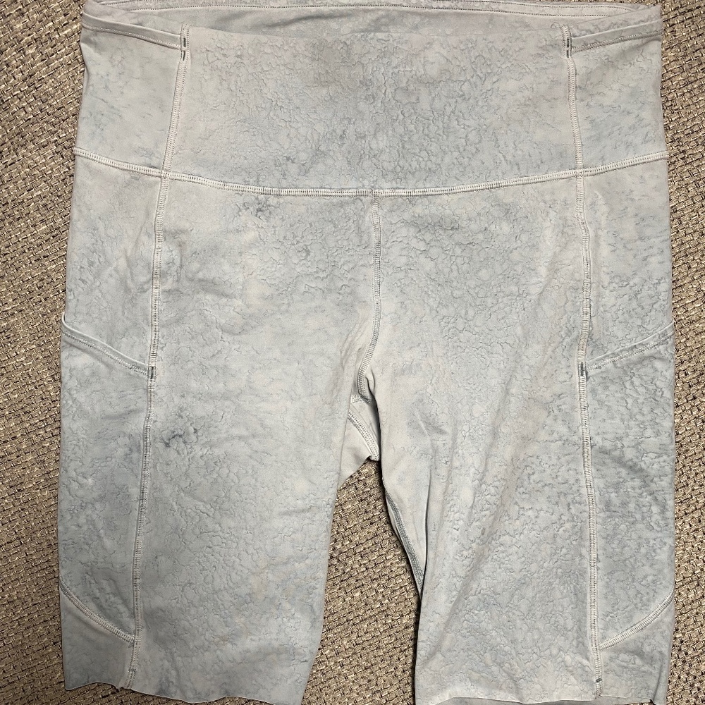 Lululemon bike shorts